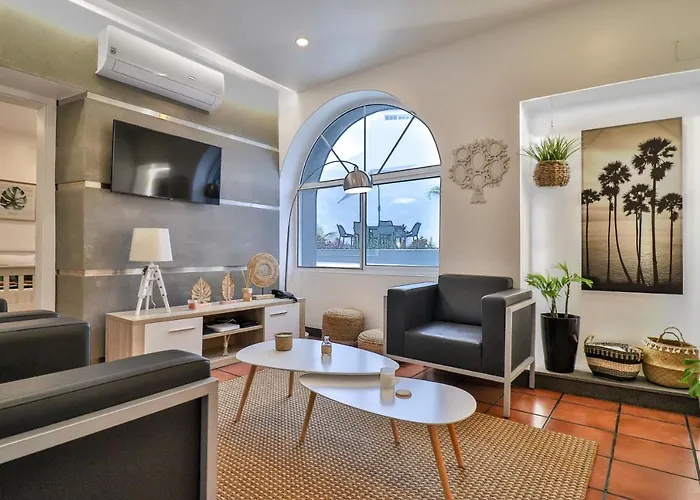 Janela Mar Garden 라고아