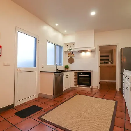 Janela Mar Garden Apartment *